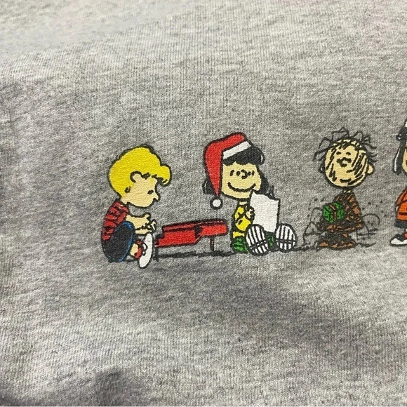 PEANUTS Charlie Brown Snoopy & Gang Christmas T-Shirt Adult Size Large - Picture 11 of 12
